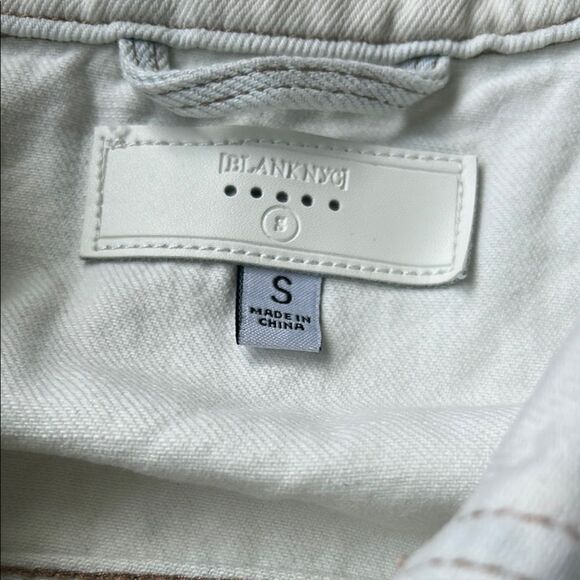 NEW Blank NYC White and Blue tie dye Jean Jacket small - Picture 4 of 8